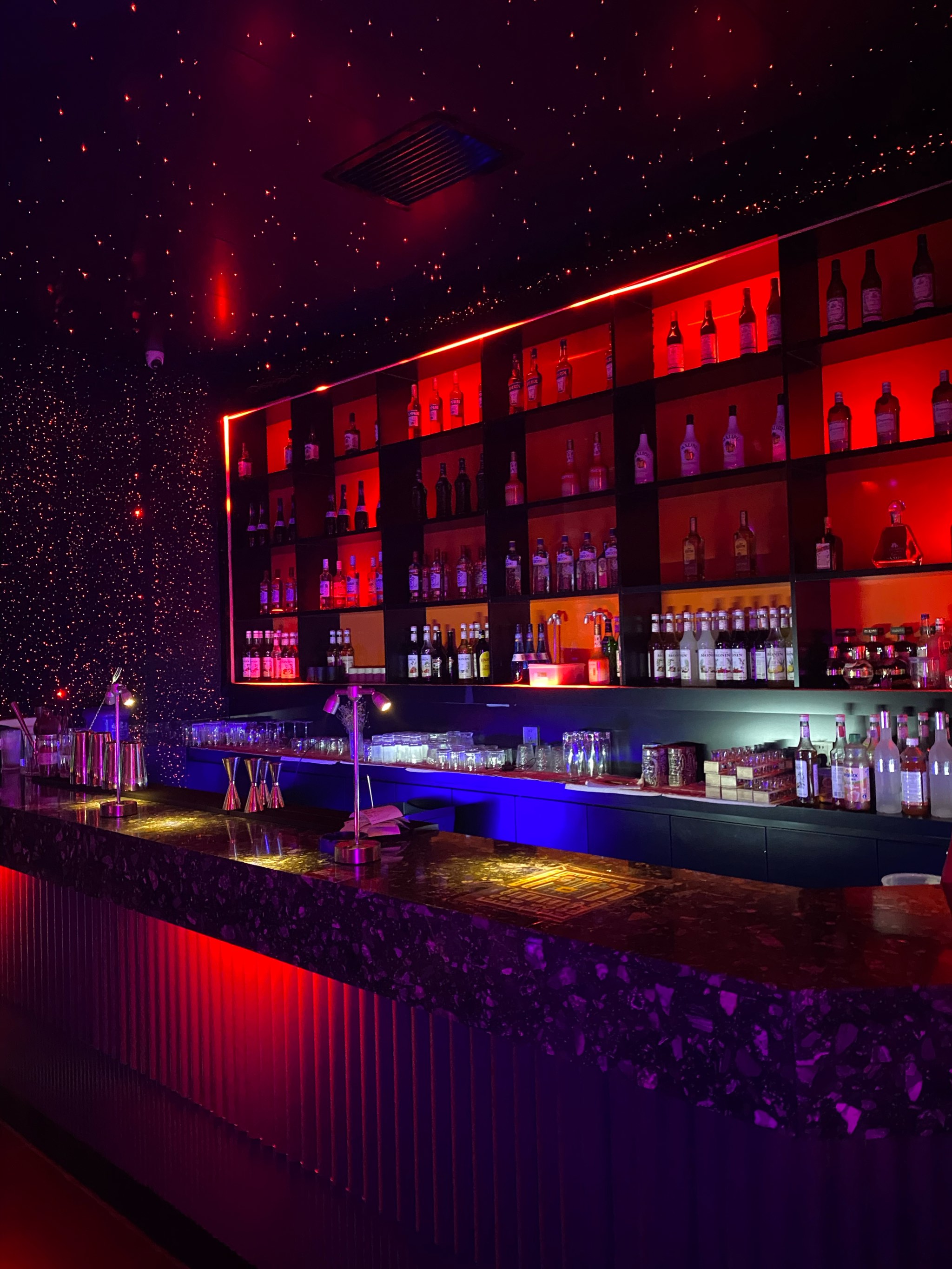 绵阳商务ktv推荐低端场商务ktv特色-游仙区ktv预订